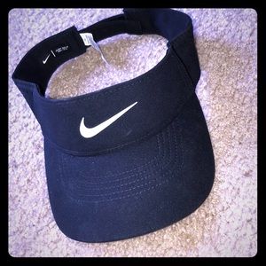 Nike visor